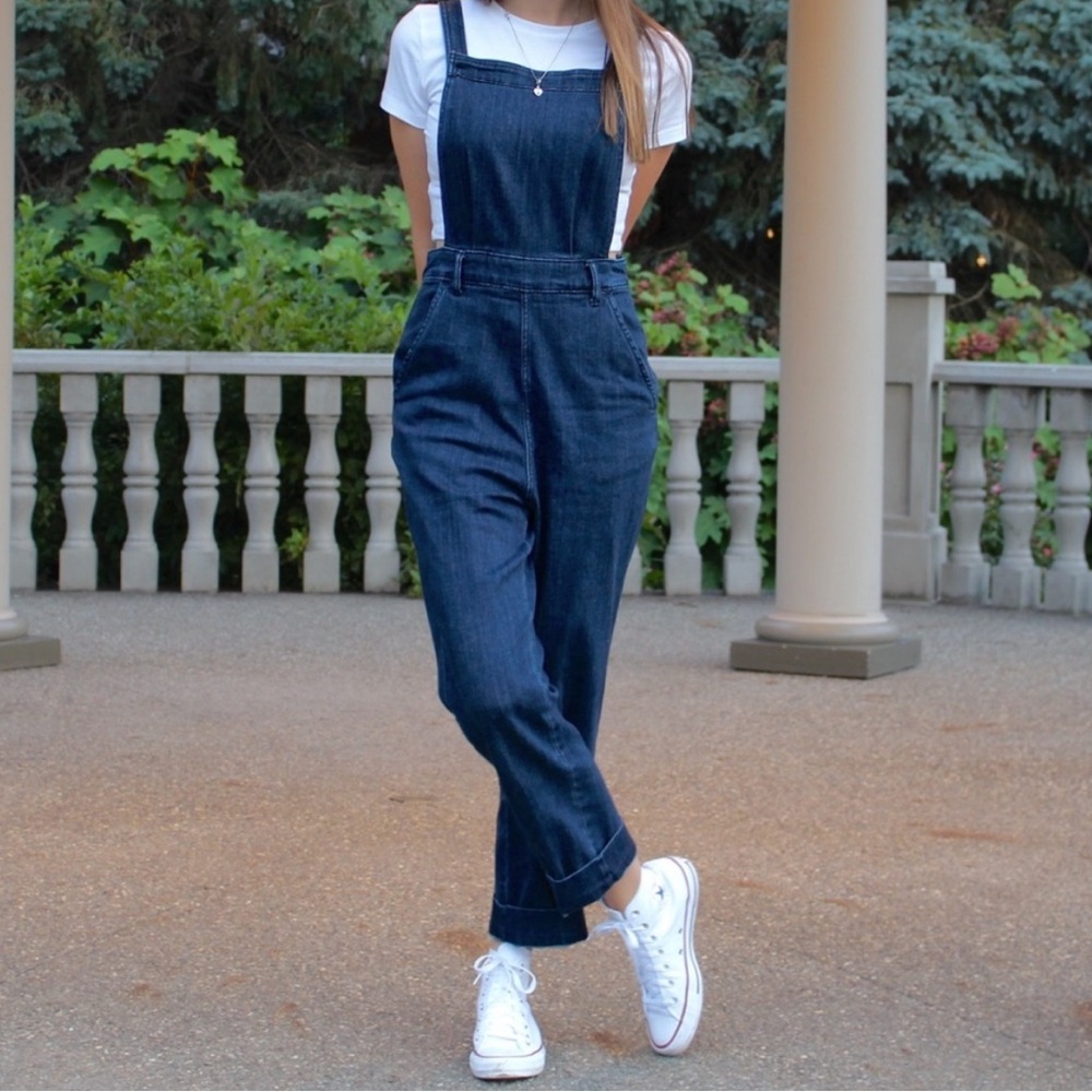 Universal Thread Size 6 Denim Overalls